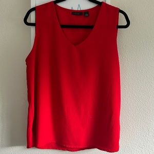 Red Halogen tank to wear with jeans or skirt with a cardigan